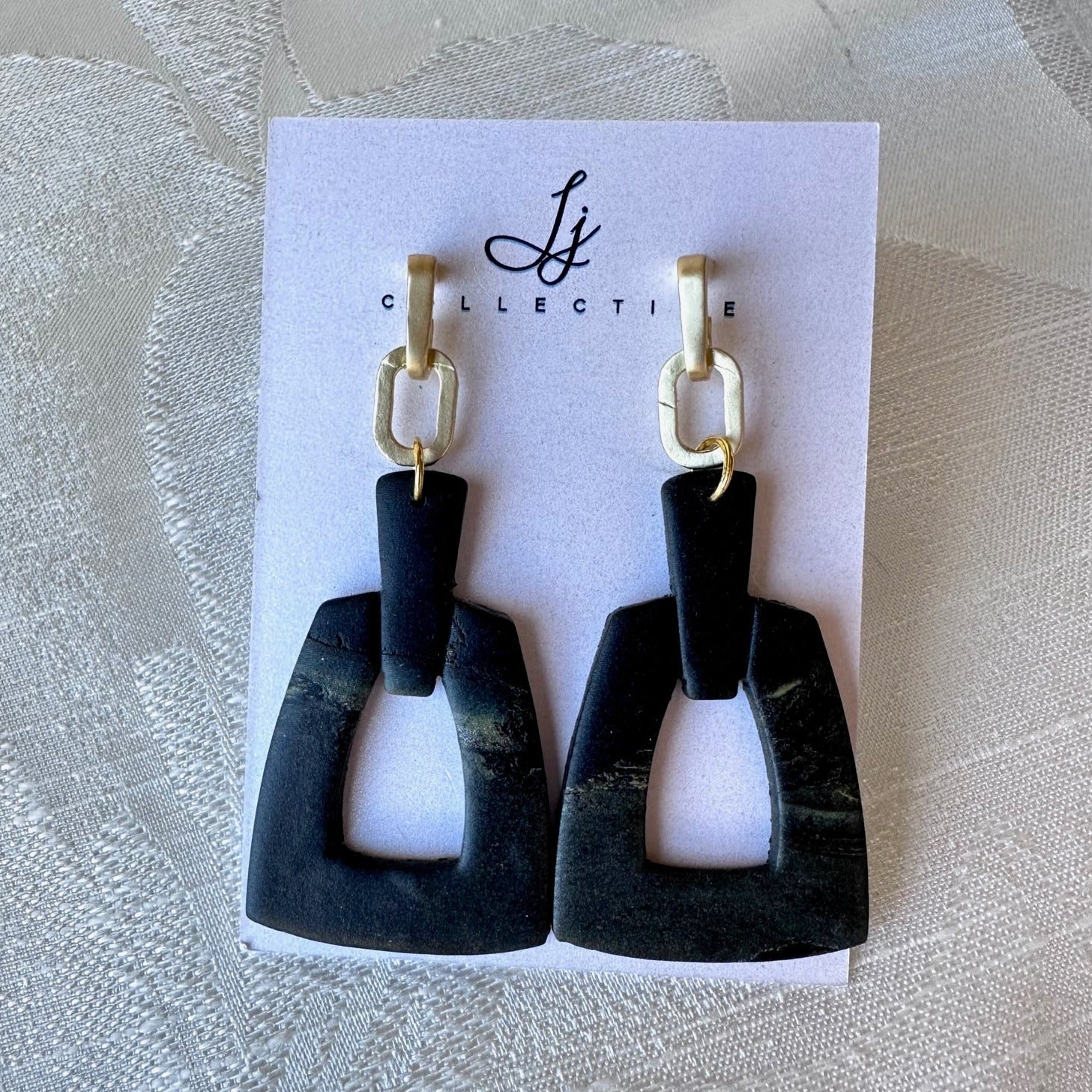 SHOP Discontinued Earrings